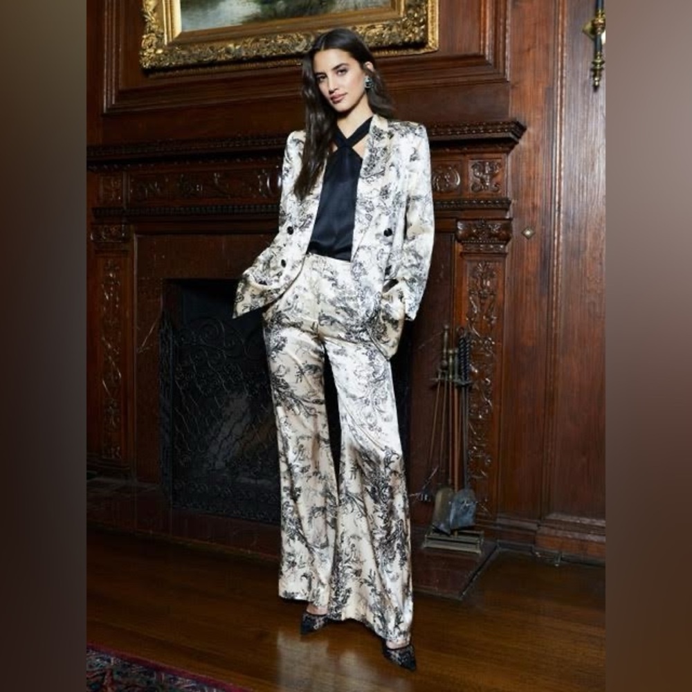 NWT $750 L'AGENCE Jayda Silk Paisley Blazer